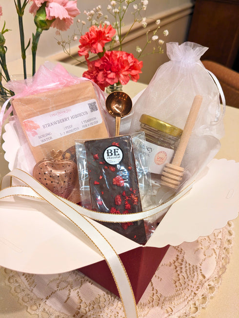 The Heart’s Desire Gift Set - Open Door Tea CT