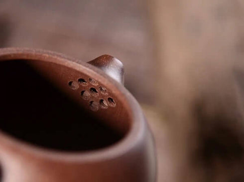 Yixing Tea Pot 130ml | Xi Shi, Hei Jin Gang Clay